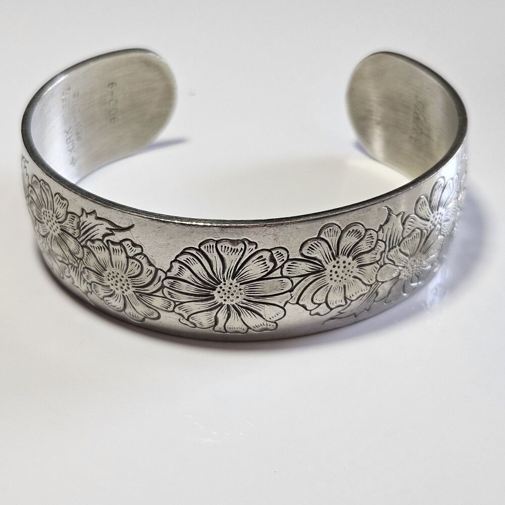 Vintage Kirk Stieff Etched Flower of the Month Aster Pewter Cuff Bracelet 7.5"